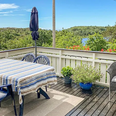 Pet Friendly In Lindesnes With Kitchen *